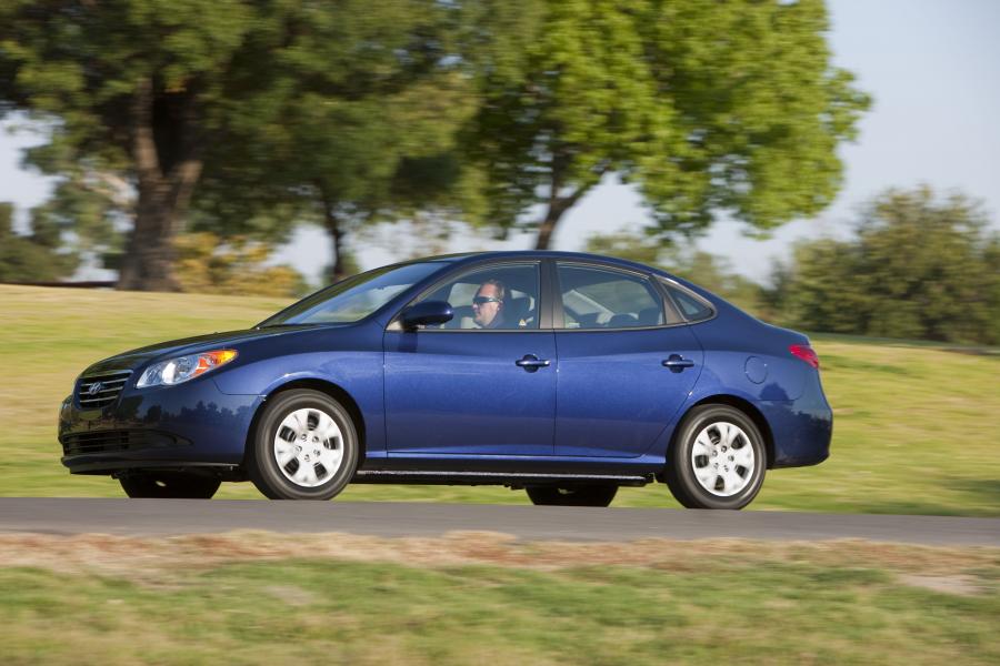  Hyundai Elantra Blue 2010 года  (фото 31 из 32)